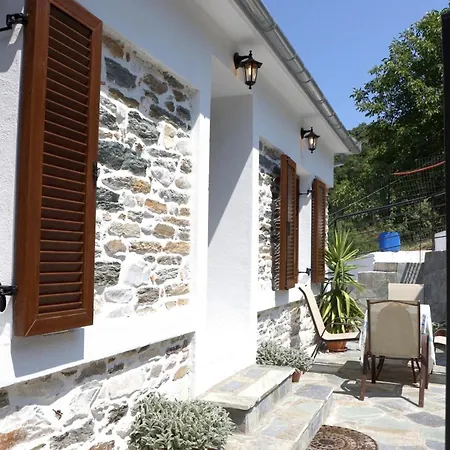 Archontiko Nikolaou Dom wakacyjny Keramídhion